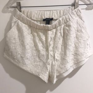 NWOT Forever 21 white shorts